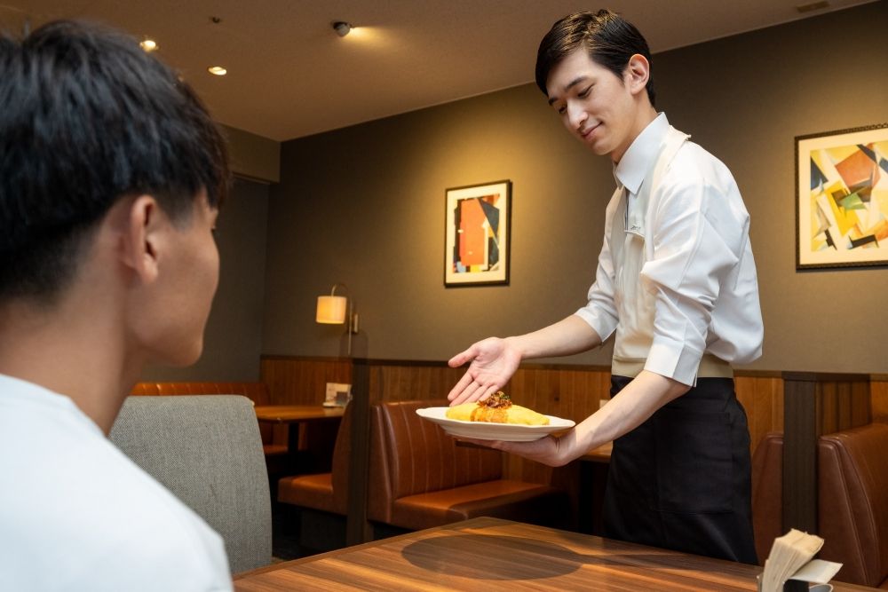 Utilize suas habilidades no idioma japonês para trabalhar! Grande salão de restaurantes corporativos (Otowa), onde você também pode aprender sobre hospitalidade